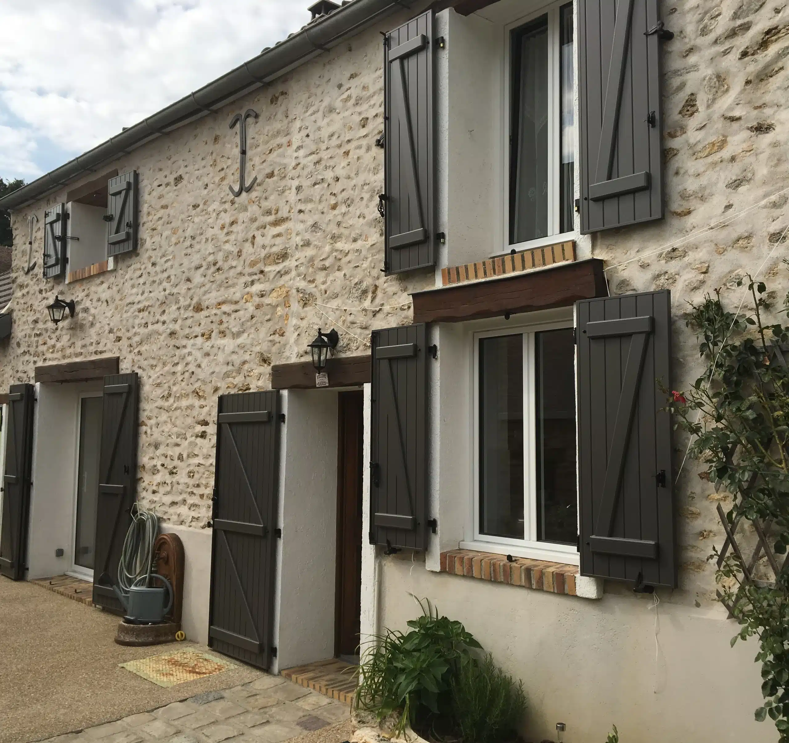 Installateur Volet Battant Chantilly